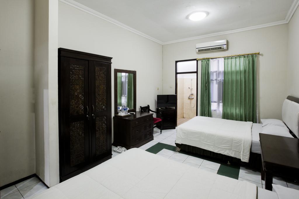 Hotel Galuh Anindita Yogyakarta Kültér fotó