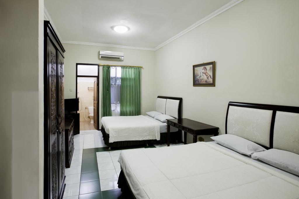 Hotel Galuh Anindita Yogyakarta Kültér fotó
